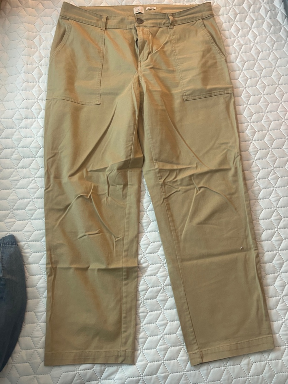 A New Day Women’s khaki Workwear Chino Pants